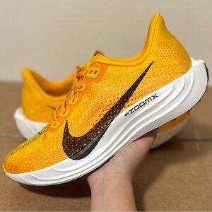 Nike Pegasus Plus LV8 Running Mayfly Pack Men's Size 8 Yellow ZoomX IH3258-700
